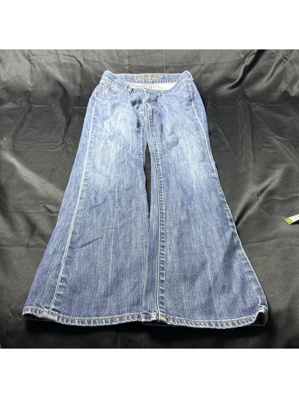 The Sweetheart Womens Light Wash Wide Leg Jeans Size 2 High Rise Denim Pants